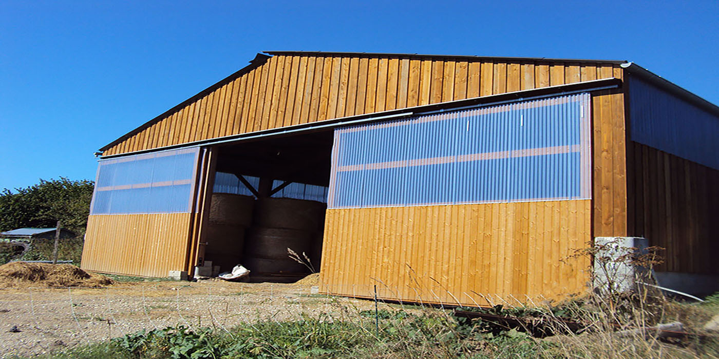 Bâtiment agricole type caprin